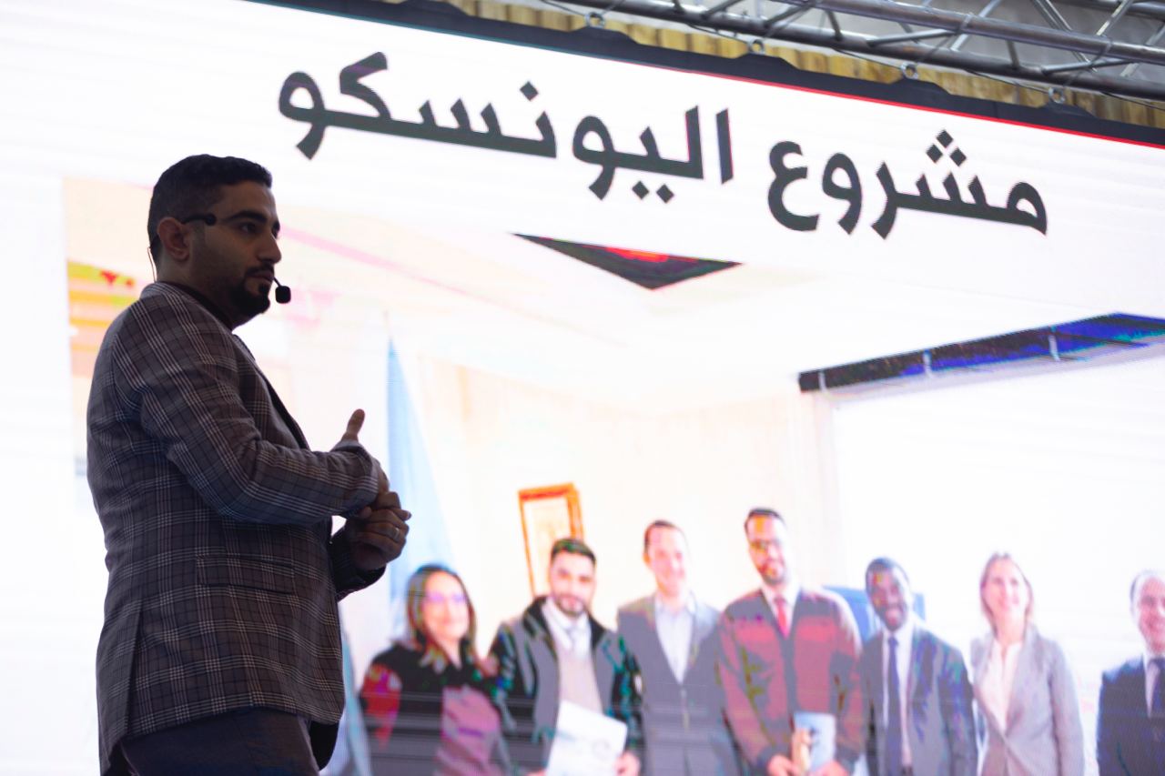 ثقافة من الرماد